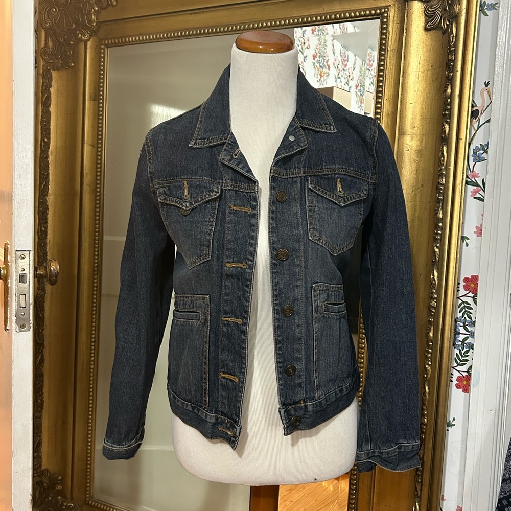 BDG Blue Jean Jacket with Fitted Cut and Contrast Stitching
